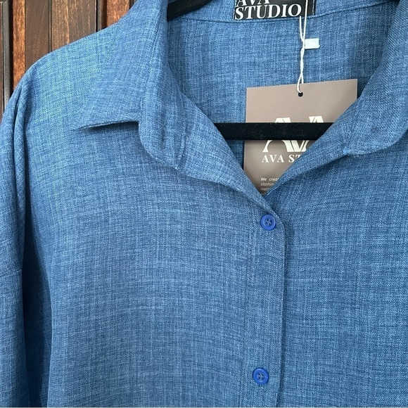 Button down shirt Size M - Picture 2 of 7